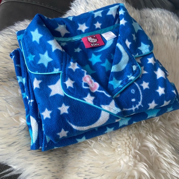 Hello Kitty pajamas - Picture 10 of 10